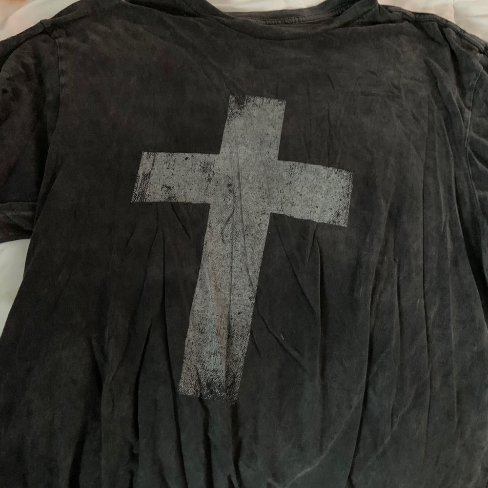 Tie Dye Pattern Cross Shirt